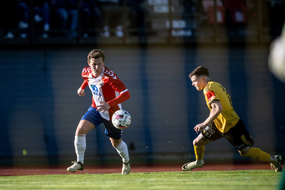 POENGKONGEN: Fra 3. divisjon til OBOS-ligaen har Anders Bjørntvedt Olsen igjen imponert. ABO er vår poengkonge og toppscorer med syv målgivende og ni fulltreffere. Foto: Lars Opstad.